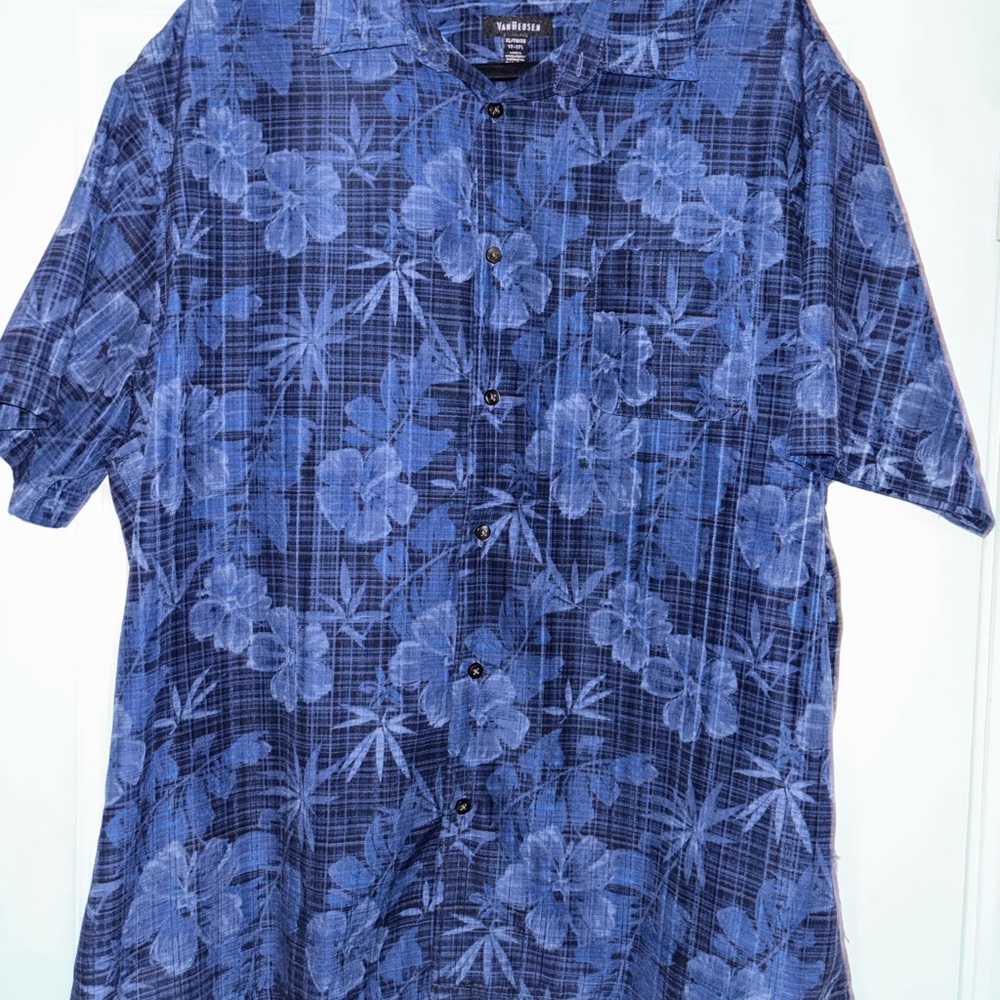 Van Heusen  Navy and Light Blue Tropical Print Button-Up
